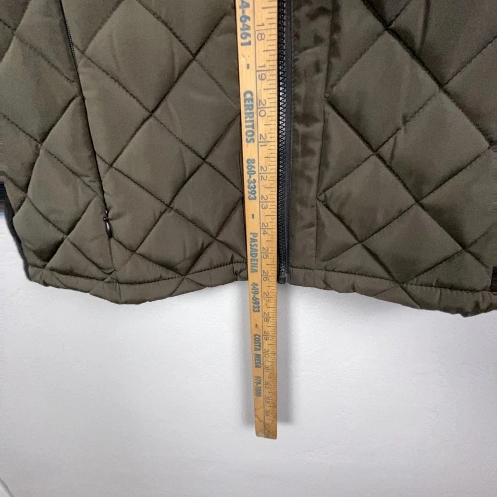 Andrew Marc Quilted Vest Women XL Olive Full Zip Ribbed Trim Puffer Outdoor Hike